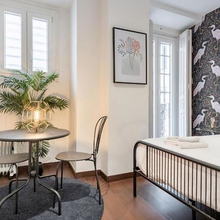 2 Bedrooms 2 Bathrooms Furnished - Malasana - Bright Stylish - Mintystay Madryt Zewnętrze zdjęcie
