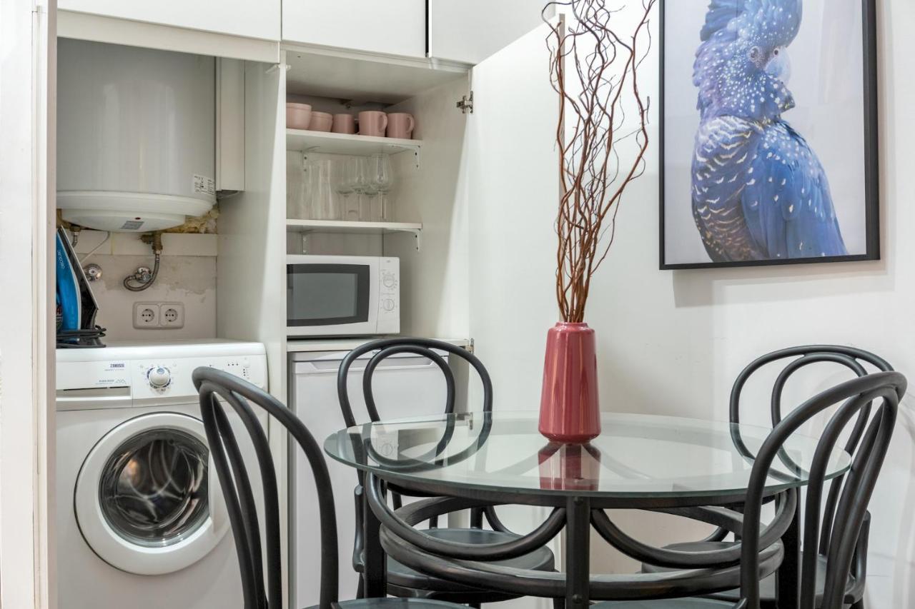 2 Bedrooms 2 Bathrooms Furnished - Malasana - Bright Stylish - Mintystay Madryt Zewnętrze zdjęcie