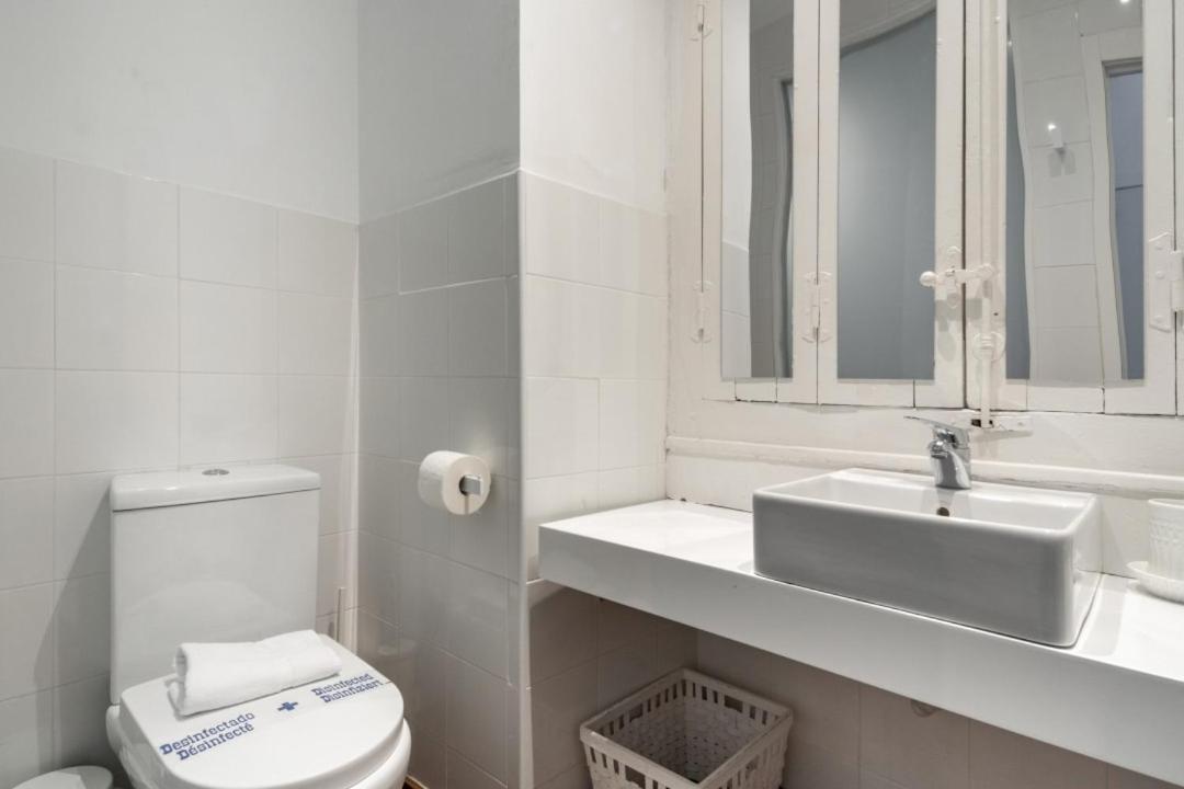 2 Bedrooms 2 Bathrooms Furnished - Malasana - Bright Stylish - Mintystay Madryt Zewnętrze zdjęcie